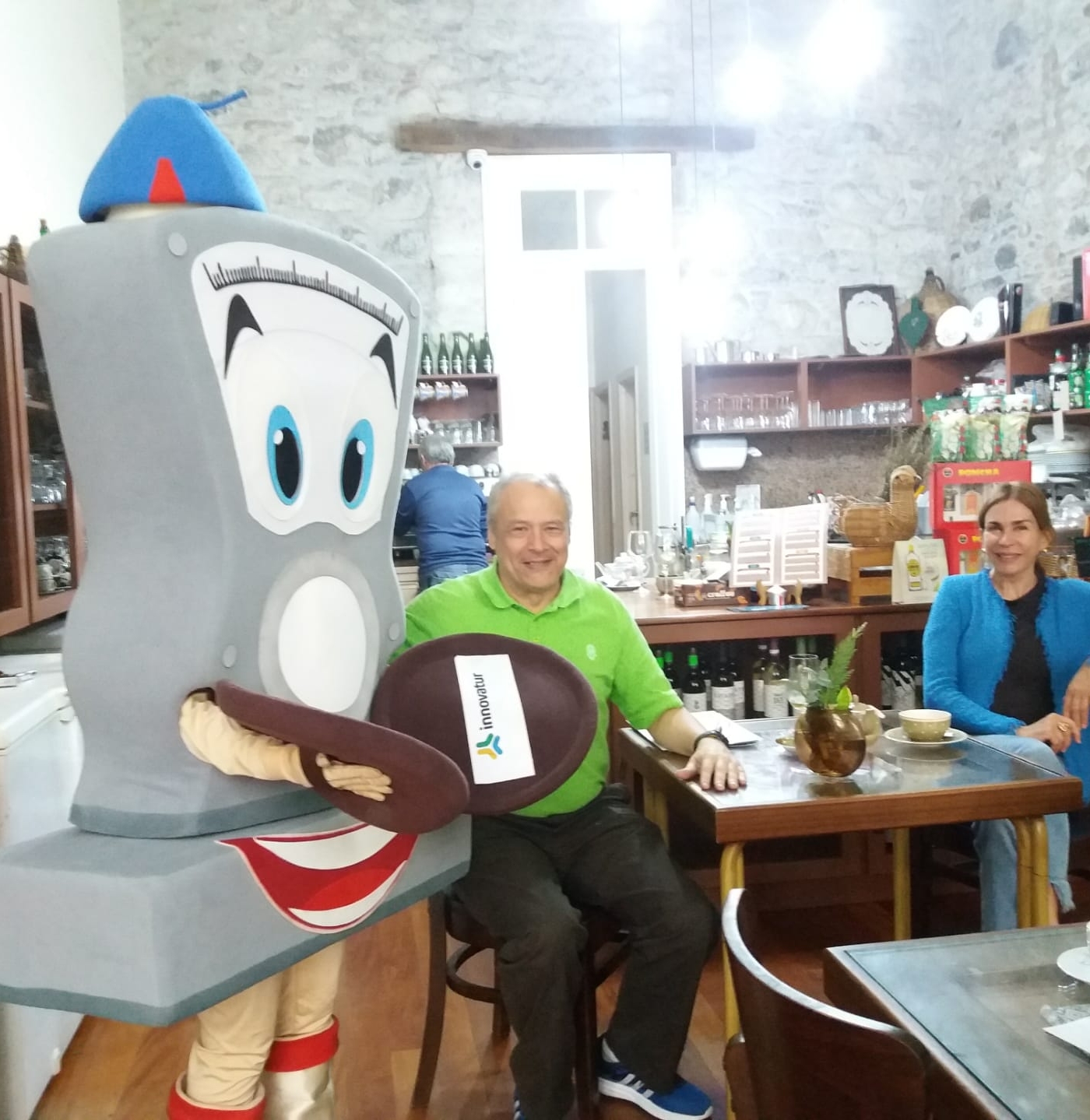 PHOTO-2019-12-11-09-57-47