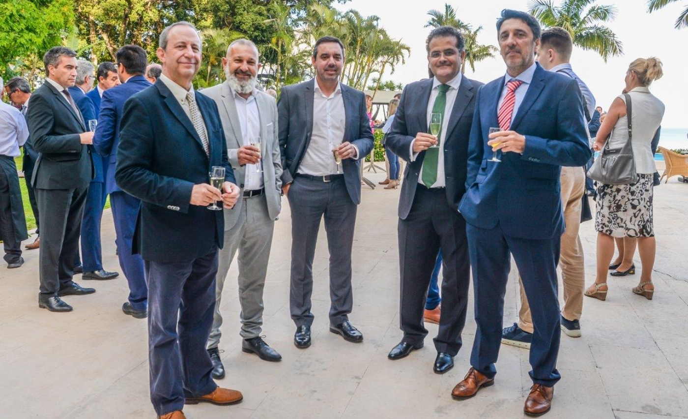 p2324-0098 p2324-0098