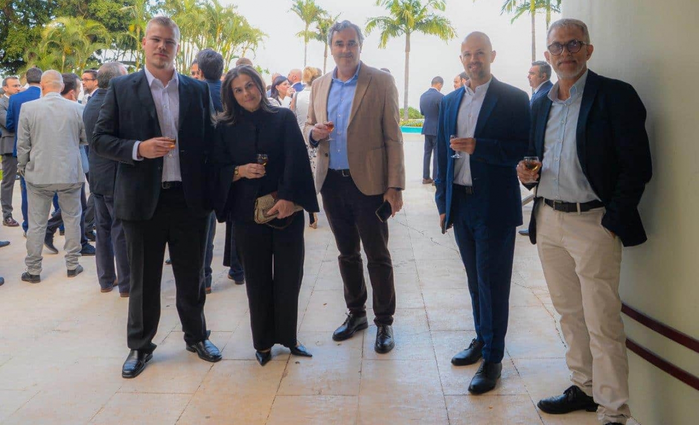 p2324-0122 p2324-0122