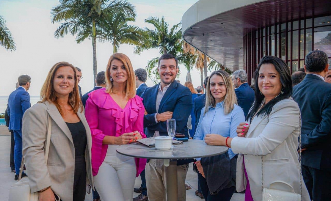 p2324-0329-2 p2324-0329-2