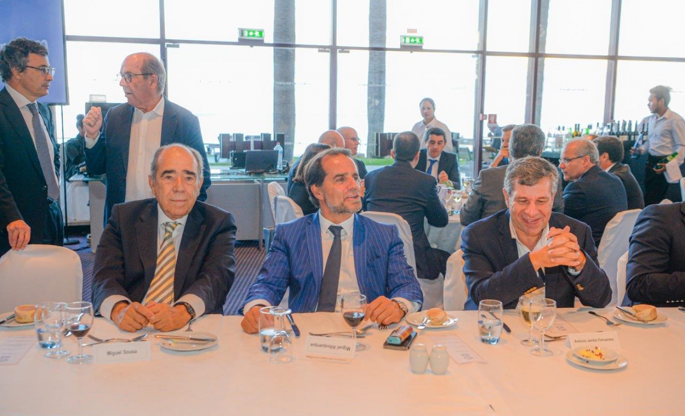 p2324-0571 p2324-0571